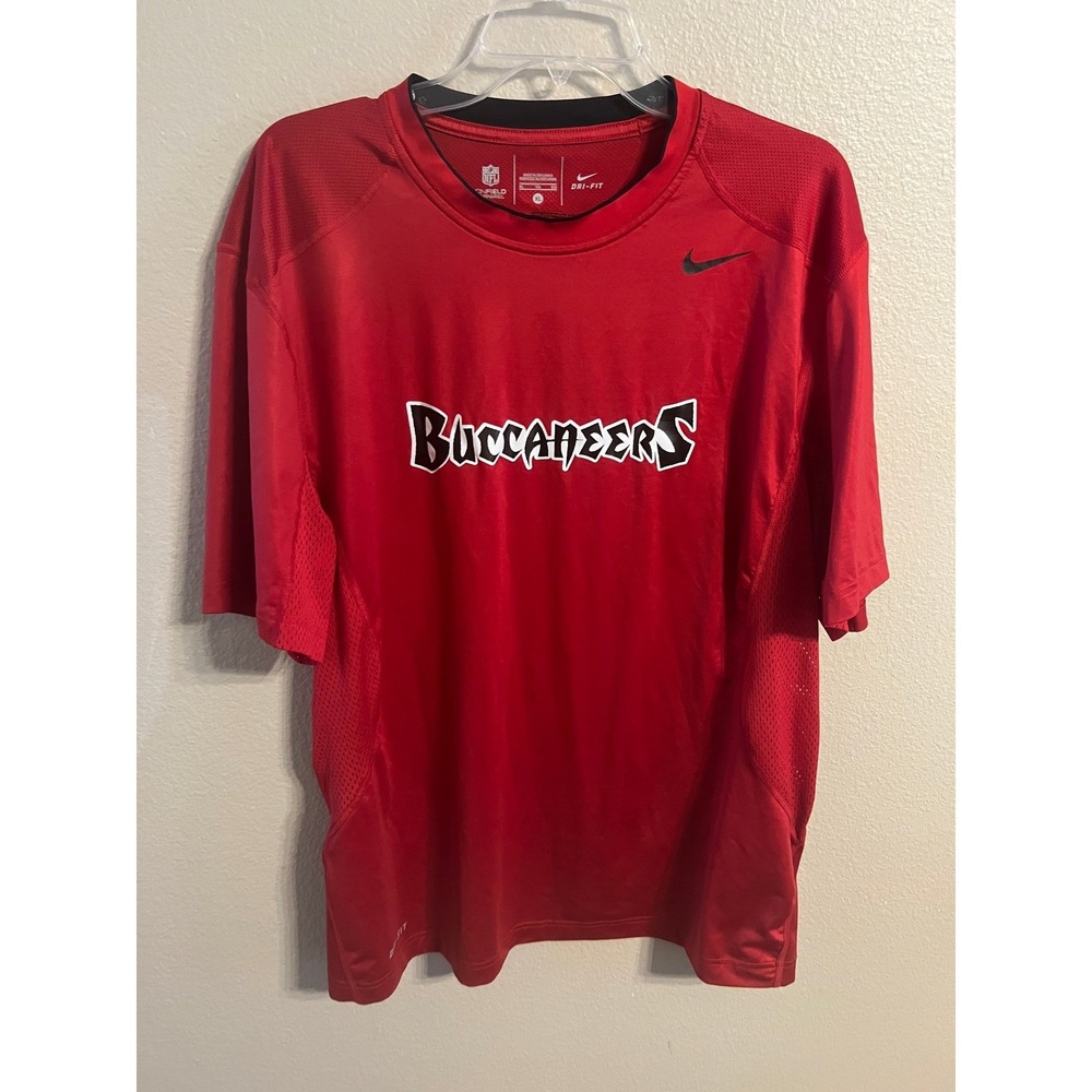 Nike Buccaneers NFL Onfield Apparel Dri-Fit Red T-Shirt Men's XL
